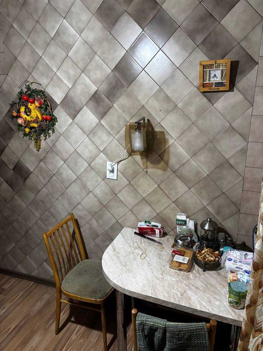 СРОЧНО! Ц-5 - Минор метро 4-комнат 85 м² Ор-р На Небе ресторан