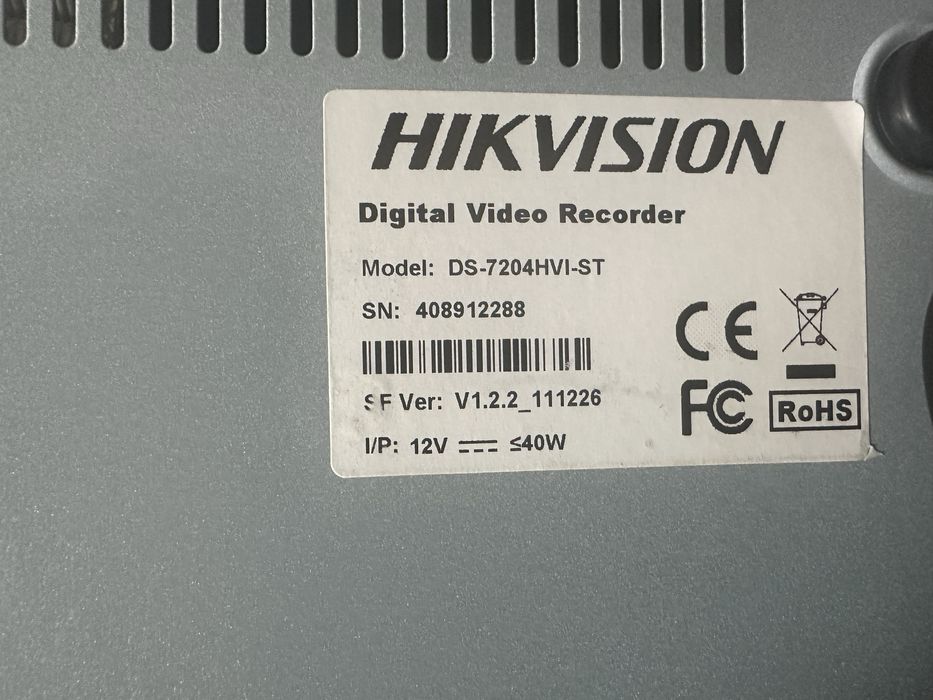 DVR Hikvision DS 7204 HVI -ST