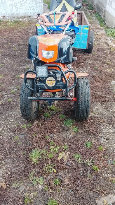 Vând motocultor 11 cai