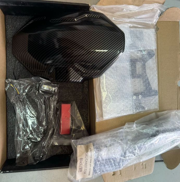 Заден калник + стойка за номер за Honda  CB650R CBR650R CB650F CBR650F