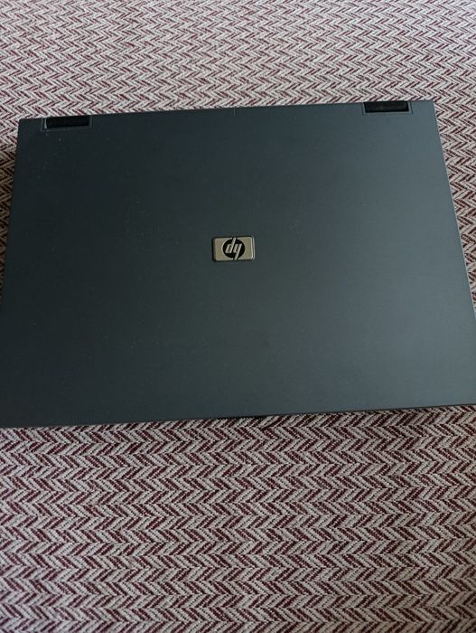 Ноутбук ho compaq