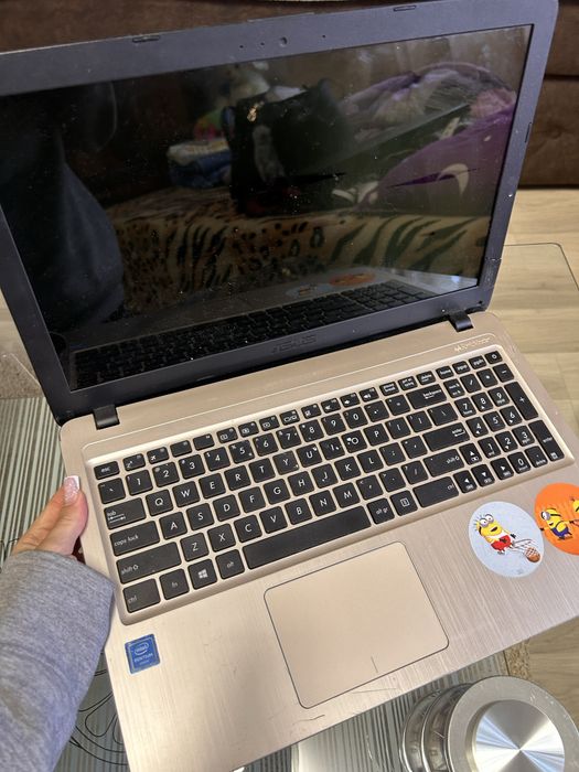 Laptop uri pentru piese