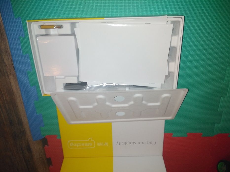 Barco ClickShare CSE-200 Безжична система за презентацииt