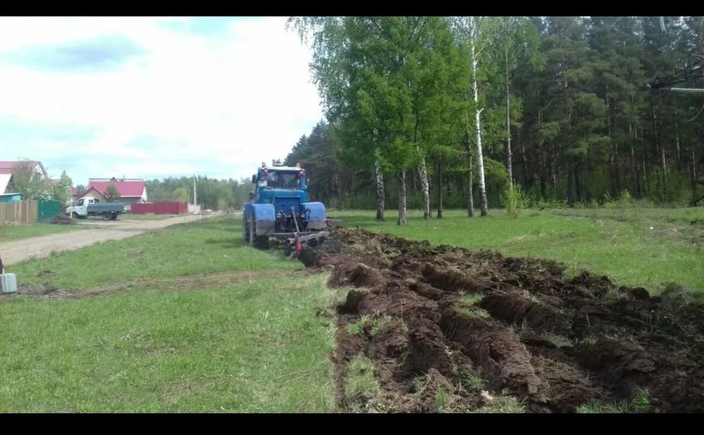 Услуги по вспашке земли, дачи