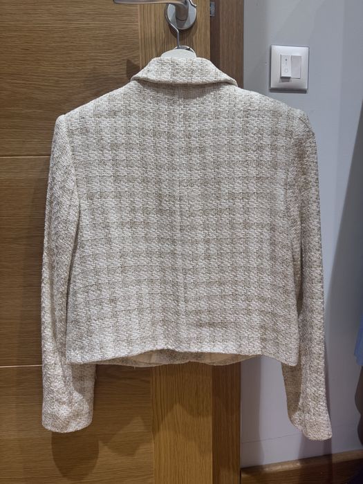 Сако Zara със златни копчета