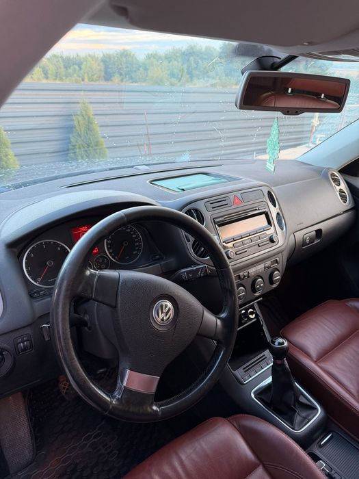 VOLKSWAGEN Tiguan 2009 — imagine 3