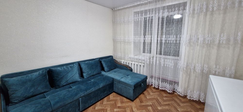 Продам квартиру 4 х комнатную