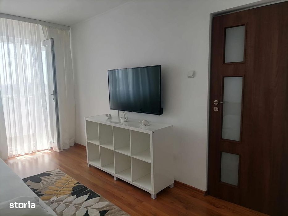 Apartament 2 camere decomandat,an universitar