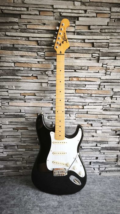 Chitară electrică Career Stratocaster – Black – Maple Neck – SSS – Micro-Tilt – Made in Korea
