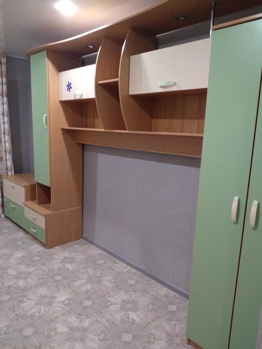 Продам детскую стенку