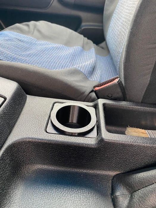 BMW E36 - аксесоари, поставки за чаши, къпхолдъри и др.