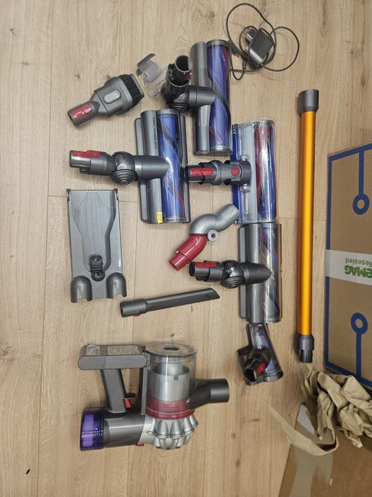 Dyson V8 Absolute – Aspirator Vertical Fără Fir | CA NOU |