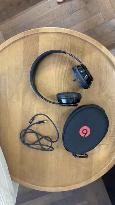 Наушникик beats solo hd