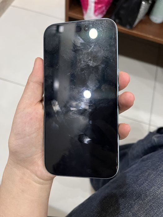 Sotiladi iphone 16