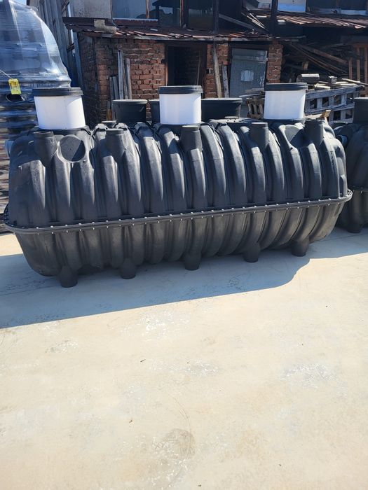 Услуги с мини багер и изграждане на септични ями