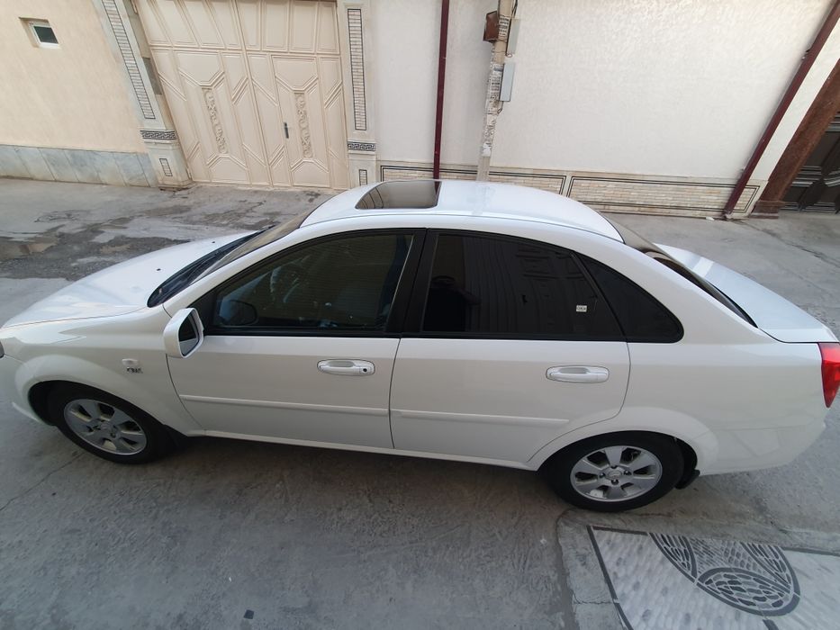 Gentra , oq , 2015 .