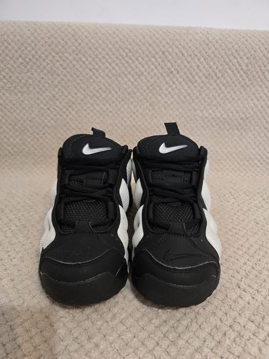 Nike uptempo nr 36 int 22,5 cm preț 350 lei