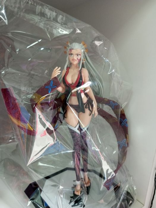 Фигуры аниме разных персонажей