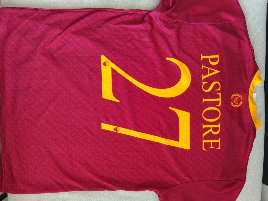 Оригинален екип на Рома