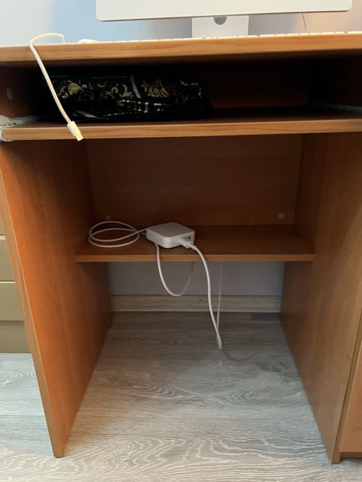 Компютерный стол со шкафом