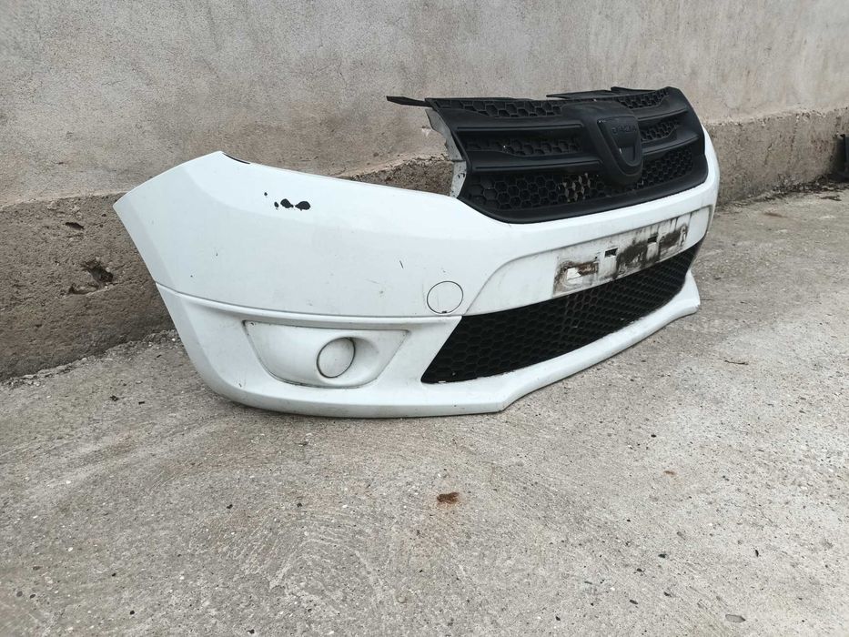 предна броня за дачия сандеро II дачиа с маска решетки DACIA SANDERO 2