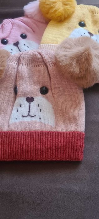 Останаха малко бройки бебешки шапки за зимата