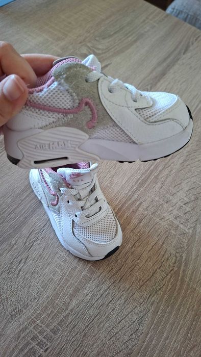 Оригинални детски маратонки Nike номер 21