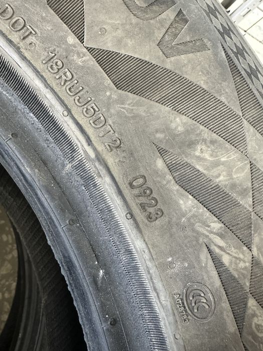 Шины 285/60R18.