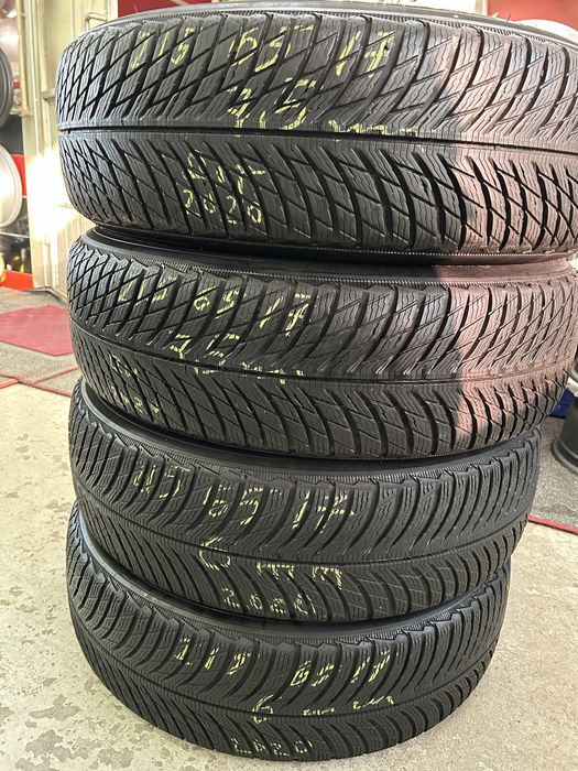 Гуми 215/60/17 и 215/65/17 Michelin Зимни 4 броя