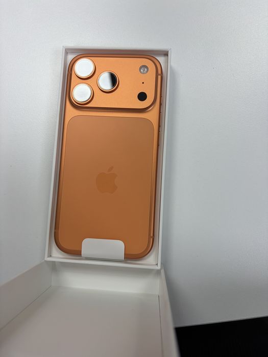 Iphone 17 pro 256gb Orange