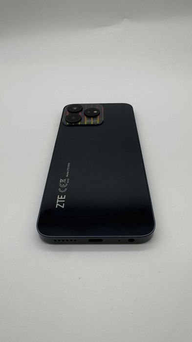 Telefon ZTE Blade V50