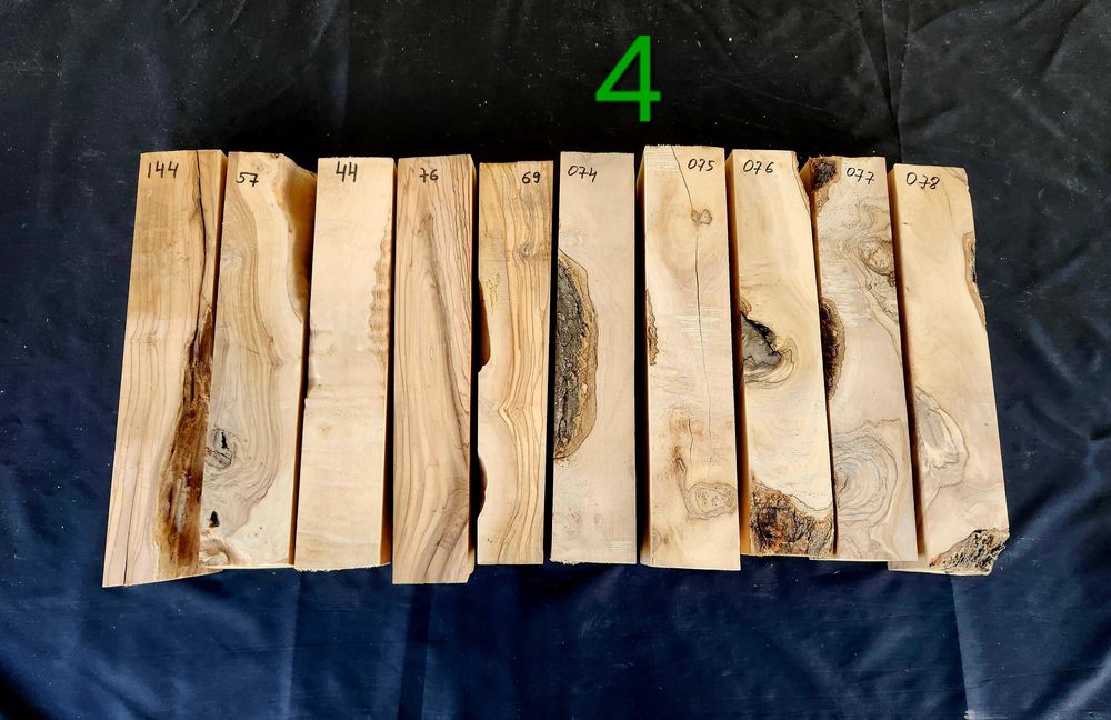 Заготовки (трупчета) от маслиново дърво (дървен материал)