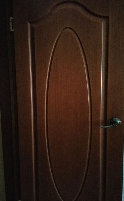 Продам межкомнатные двери