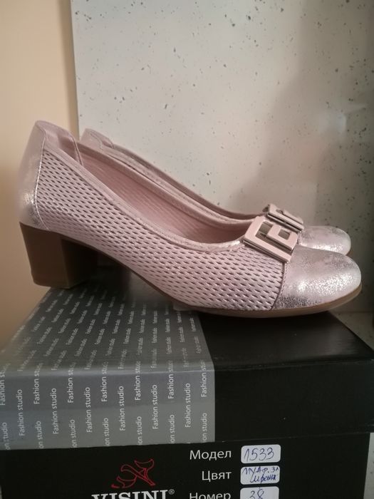 Дамски обувки