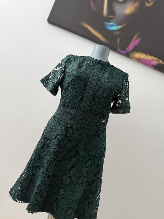 Rochie cu broderie House