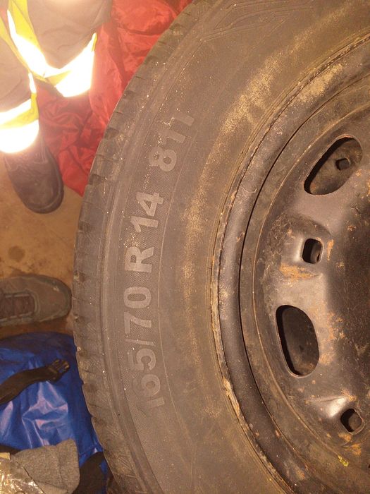 4 Anvelope vara 165/70 R14 81T