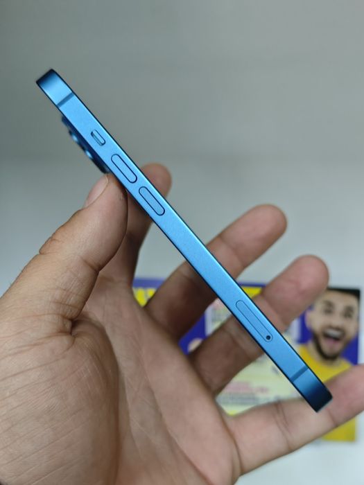 iPhone 13 128 100% baterie schimbata