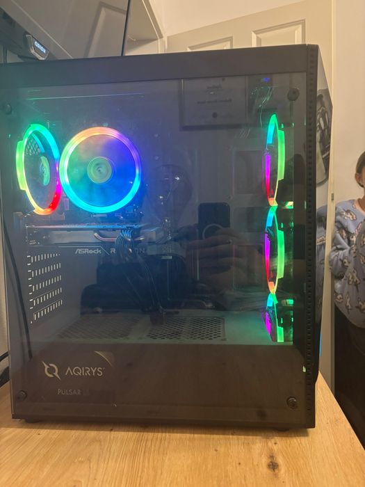 Vând pc gaming i3 10100f, rx6500xt