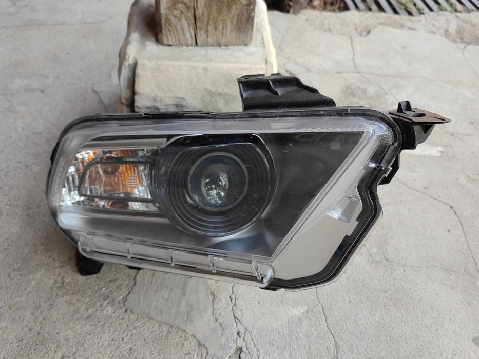 Фар Ford Mustang SHELBY Xenon десен / Фар Форд Мустанг Оригинален