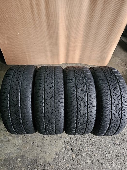 4 anvelope iarna 245 45 18 Pirelli 2022