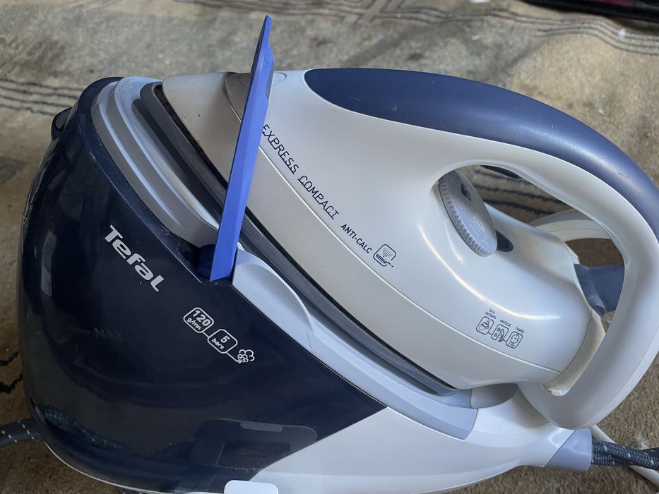 Продам утюги на запчасти