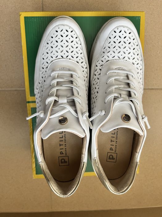 Обувки  Pitillos