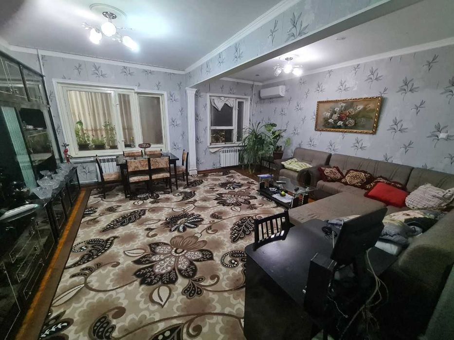 Продается квартира на Карасу 2 - 3-4/4/5. Академия милиции