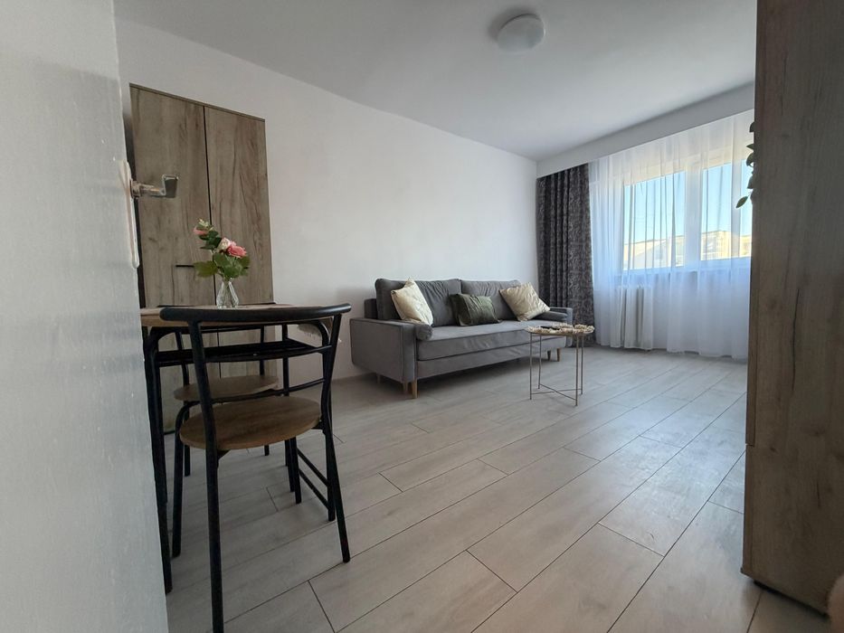 Inchiriez garsoniera