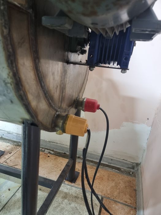 Elektrli qozon Meshalka, hamir pishirish va shu kabilar uch