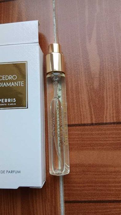 Parfum nisa Perris Monte Carlo Cedro di Diamante EdP 8 ml/7 ml
