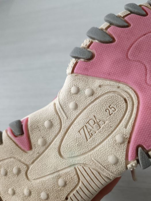 Детски маратонки на ZARA, номер 25