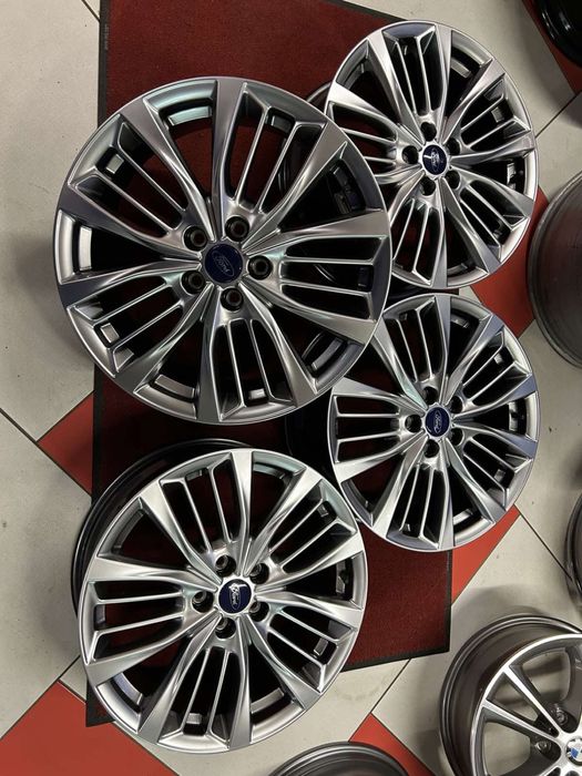 Джанти 18 цола Нови Оригинални 5х108 Ford Kuga Mondeo S Max Volvo