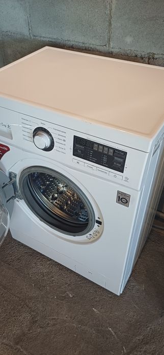 Продам стиральную машину автомат