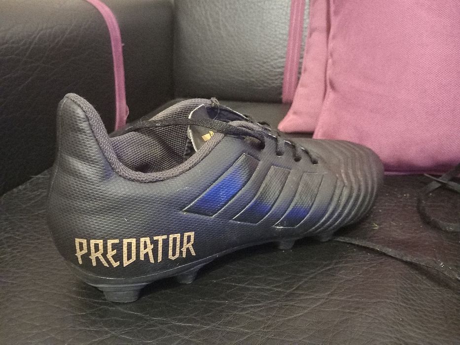 Бутонки Adidas PREDATOR